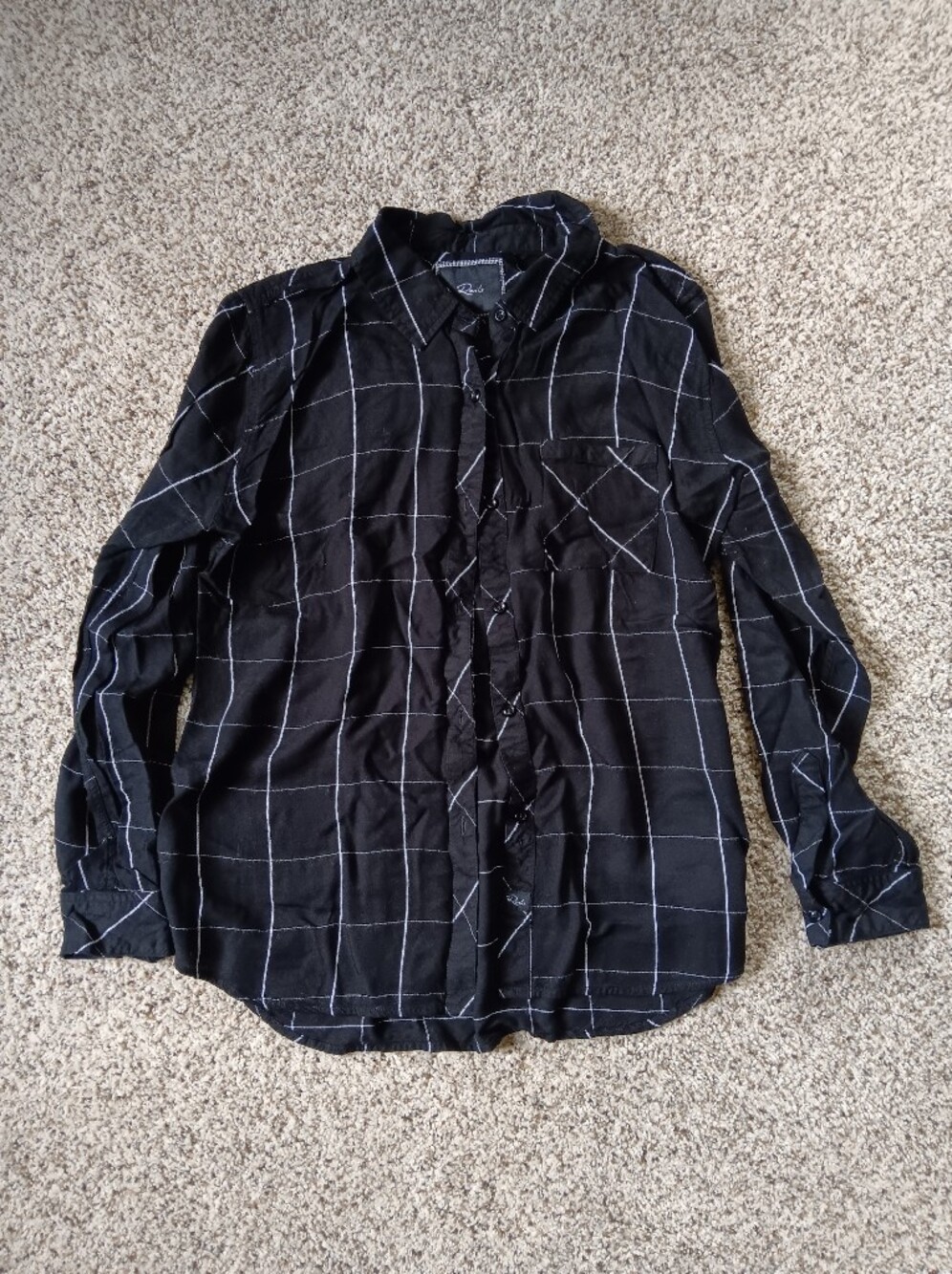 Rails Black And White Button Up Collared Shirt Women Medium Rayon One Pocket